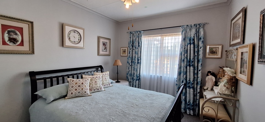 3 Bedroom Property for Sale in Albertinia Western Cape